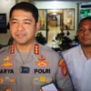 Kapolres Metro Depok Kombes Arya Perdana memberikan keterangan terkait penangkapan pemilik Daycare