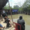 IKUTI: Sejumlah peserta saat mengikuti mancing bersama di Kelurahan Kota Kulon, baru-baru ini.